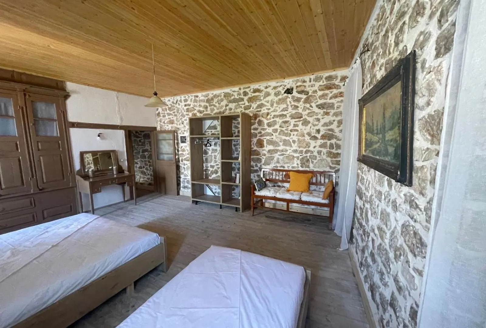 Myra Apartment Himare Albania