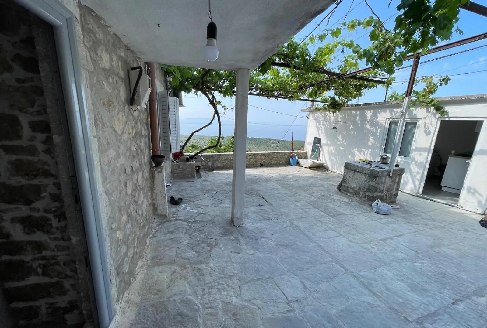 Myra Apartment Himare